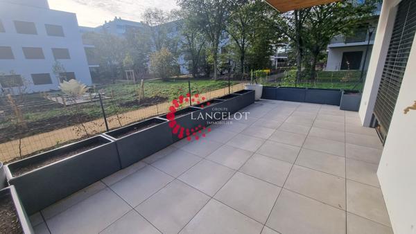 3 P à louer 76 m² avec terrasse en RDJ et garage