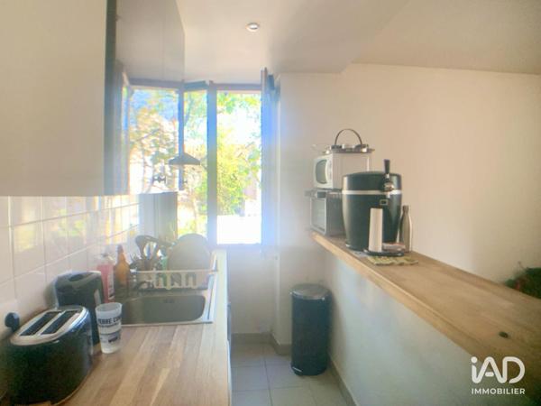 Location studio 27 m² Nanterre