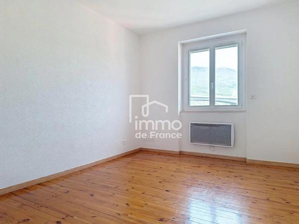 Appartement à louer à Valserhône (01200)