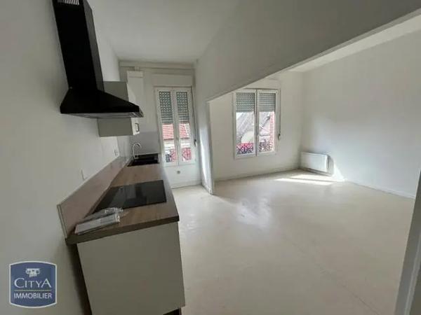 Appartement à louer 2 pièces 41m² Tergnier (02700)