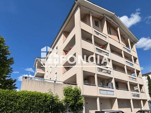 Location Appartement 2 pièces 39 m² - 8 RUE PRANEUF Romans Sur Isere 26100