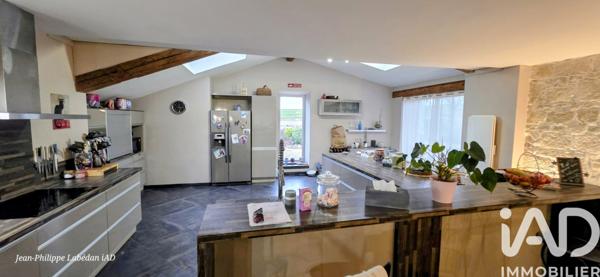 Maison à vendre 8 pièces 370 m² La Sauvetat-de-Savères