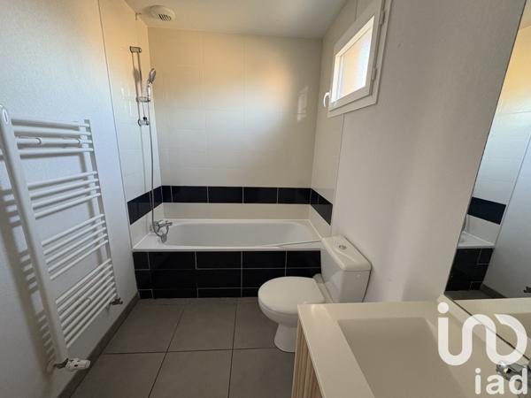 Maison 4 pièces de 81 m² à Castelginest (31780)