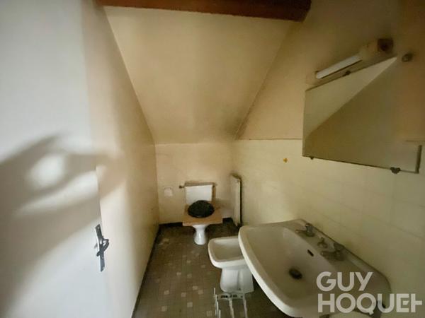 Appartement atypique à fort potentiel centre ville d'Orthez 75 m² habitables / 110 m² au sol