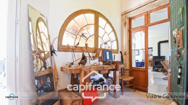 Maison en pierre de 1850 à Saint-Pierre-d’Oléron, (17310), 5 chambres, piscine, sauna, patio clos et jardin sans vis-à-vis, à deux pas du centre et à 10 minutes de la Cotinière.