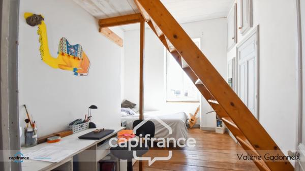 Maison en pierre de 1850 à Saint-Pierre-d’Oléron, (17310), 5 chambres, piscine, sauna, patio clos et jardin sans vis-à-vis, à deux pas du centre et à 10 minutes de la Cotinière.