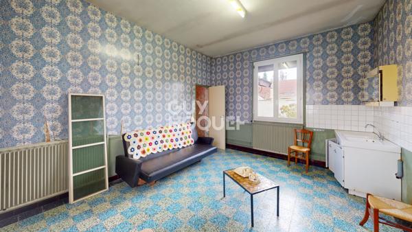 Maison de plain-pied à vendre à PÉRONNE (80200) avec garage et véranda.