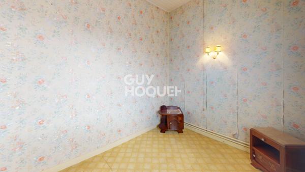 Maison de plain-pied à vendre à PÉRONNE (80200) avec garage et véranda.