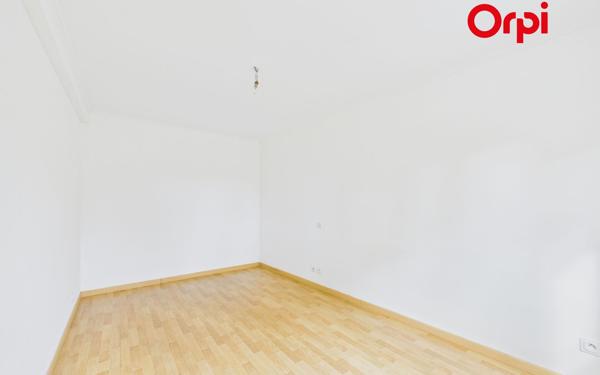 Maison à louer    2 pièces •  Bernay