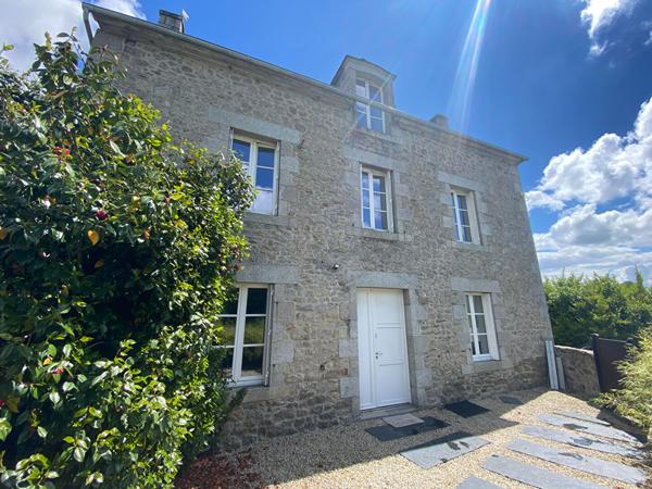 A louer Maison 4 chambres, Taden , proche Dinan et 4 voies
