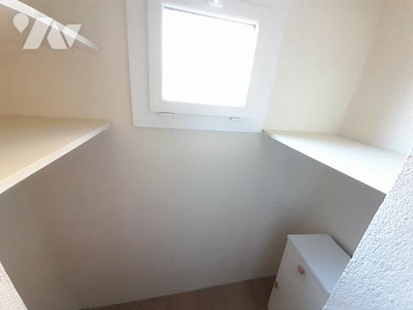 POITIERS, centre-ville Rue de la Régratterie -T2 de charme