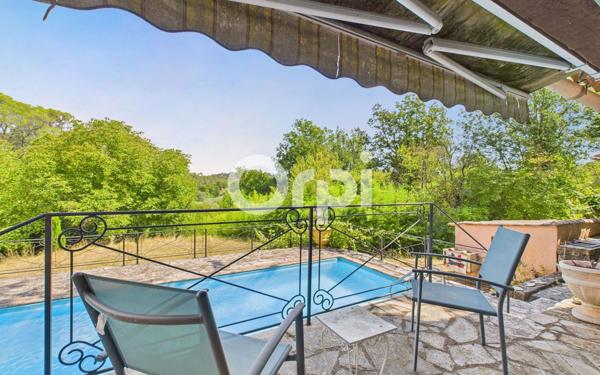 Maison à vendre    7 pièces • 163,22 m2 Callian