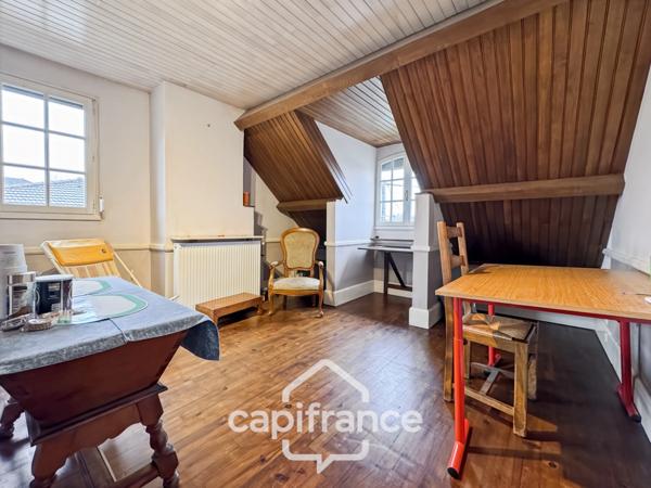 Maison familiale 4 chambres – 139 m² – Sous-sol complet – Quartier calme à Saint-Rémy