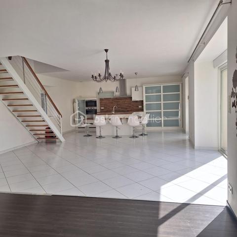 Maison en pierre de 159 m²