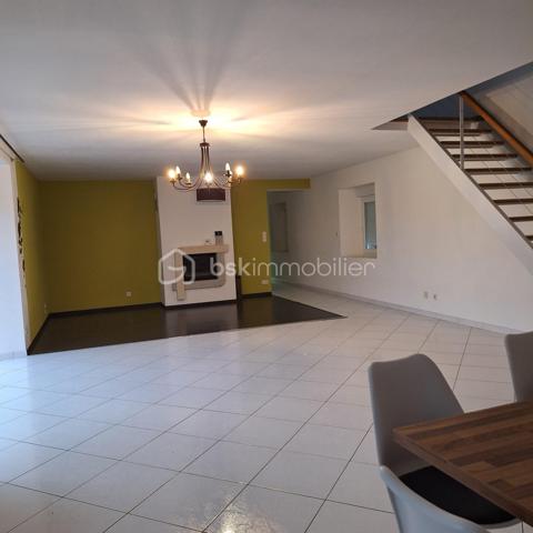 Maison en pierre de 159 m²