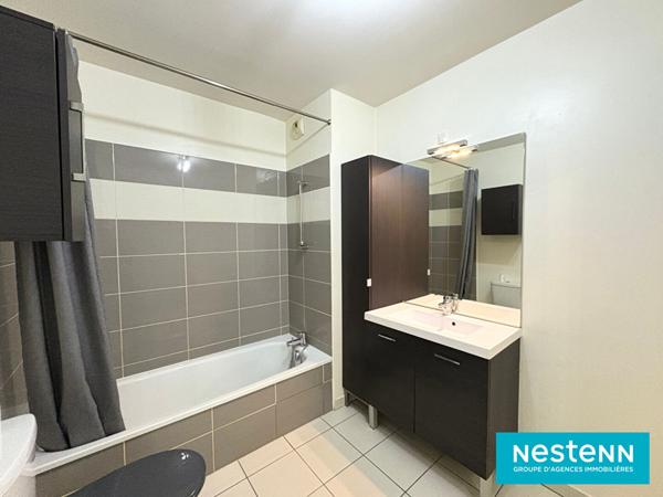 Appartement de type 2 de 48.62m² avec garage situé au Centre de Vaulx-en-Velin