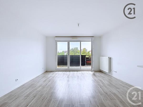 Appartement F3 à vendre  3 pièces - 59,40 m2 LIEUSAINT - 77
