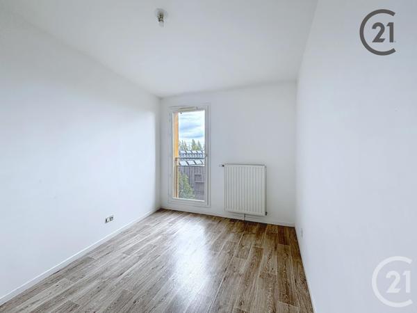 Appartement F3 à vendre  3 pièces - 59,40 m2 LIEUSAINT - 77