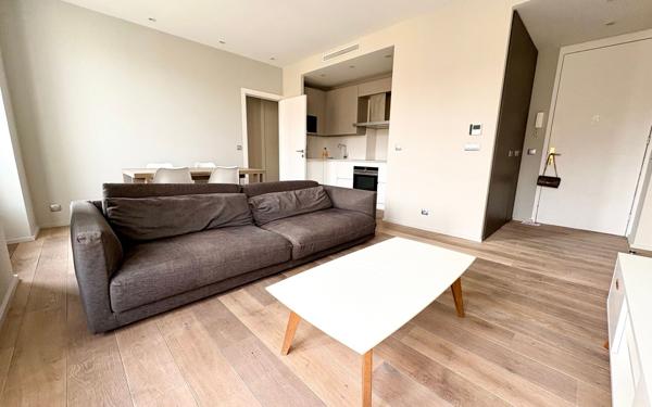 Appartement à louer    3 pièces • 62,02 m2 Nice