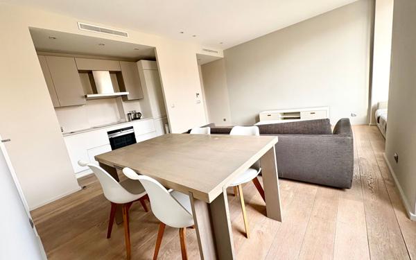 Appartement à louer    3 pièces • 62,02 m2 Nice