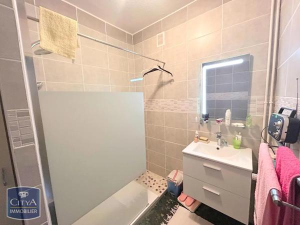 Appartement à vendre 2 pièces 62m² Saint-Étienne (42000)