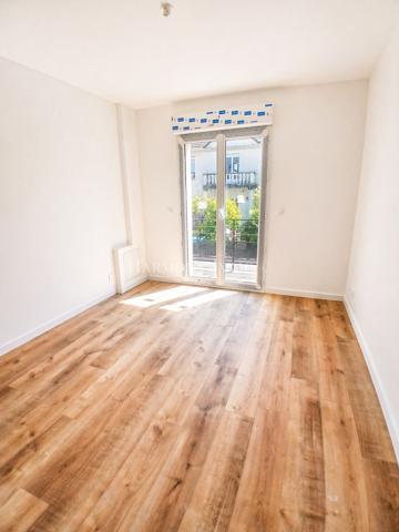 Maison – Antony – 6 chambres – terrasses – parking en sous-sol