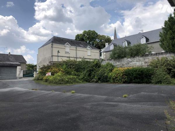 BATIMENT 360 M² environ CENTRE VILLE