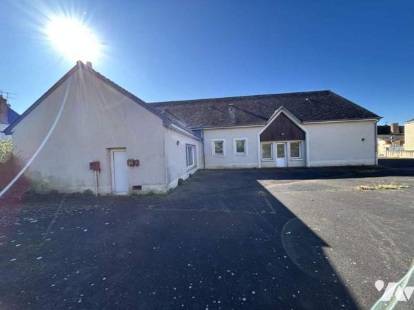 BATIMENT 360 M² environ CENTRE VILLE