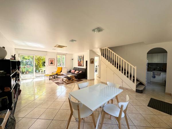 Belle maison familiale très spacieuse et lumineuse 5/6 pièces à vendre 121 m² avec un grand Jardin - AULNAY SOUS BOIS à 12 minutes de Paris