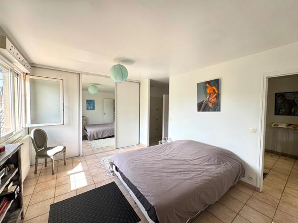 Belle maison familiale très spacieuse et lumineuse 5/6 pièces à vendre 121 m² avec un grand Jardin - AULNAY SOUS BOIS à 12 minutes de Paris
