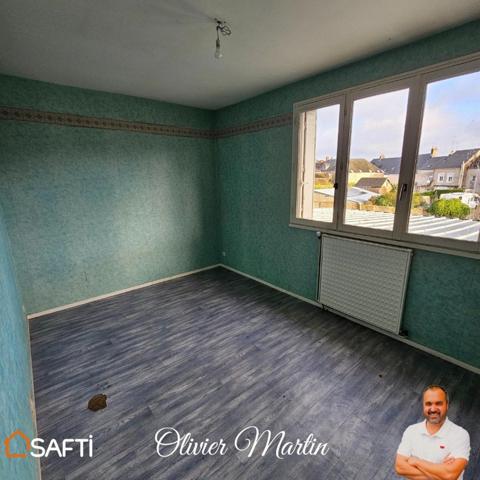 Opportunité Investissement : Ancien Local de La Poste à fort potentiel