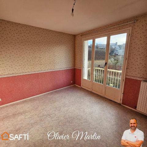 Opportunité Investissement : Ancien Local de La Poste à fort potentiel