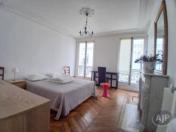 Location appartement Paris 16eme : 2 350 € - AJP Immobilière Passy Paris 16