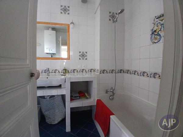 Location appartement Paris 16eme : 2 350 € - AJP Immobilière Passy Paris 16