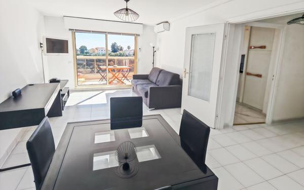 Appartement à vendre    3 pièces • 52 m2 Nice