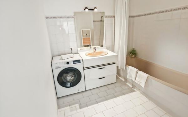 Appartement à vendre    3 pièces • 52 m2 Nice