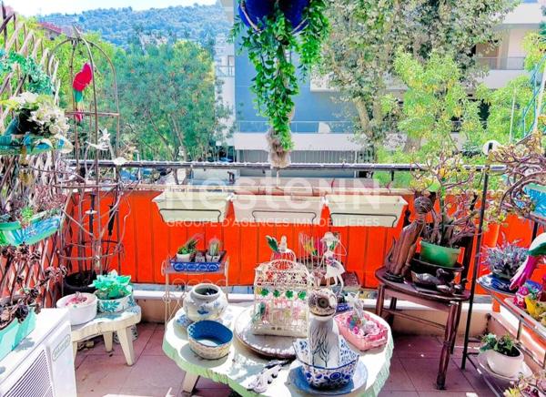 Exclusivité à vendre NICE DELFINO-RIQUIER : Appartement 3/4 pièces à rénover avec un potentiel incroyable !