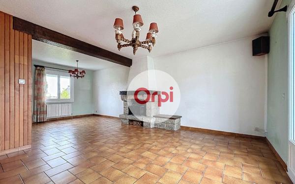 Maison à vendre    5 pièces • 103,96 m2 Questembert