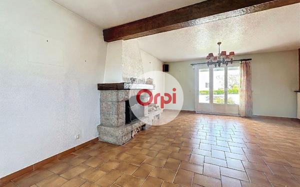 Maison à vendre    5 pièces • 103,96 m2 Questembert