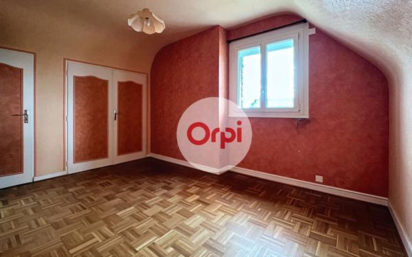 Maison à vendre    5 pièces • 103,96 m2 Questembert