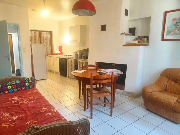 Immeuble à vendre CEILHES ET ROCOZELS (34)
