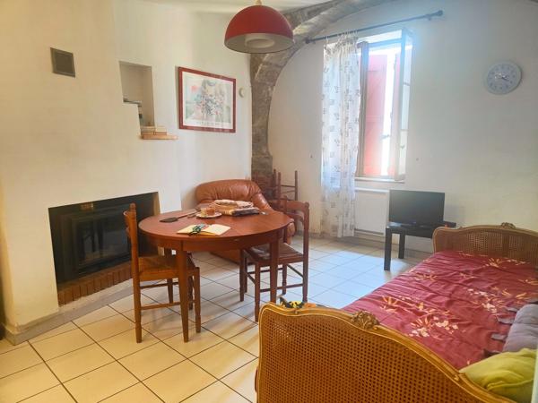 Immeuble à vendre CEILHES ET ROCOZELS (34)