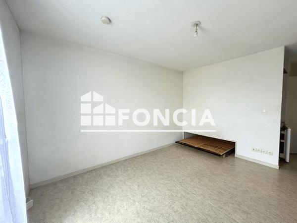 Location Studio 21.85 m² - Niort 79000