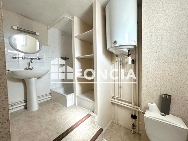 Location Studio 21.85 m² - Niort 79000