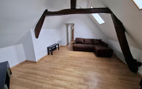 Appartement à louer    1 pièce • 28,69 m2 Clairoix