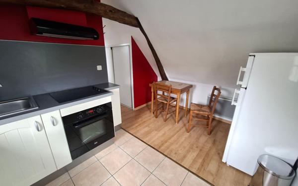 Appartement à louer    1 pièce • 28,69 m2 Clairoix