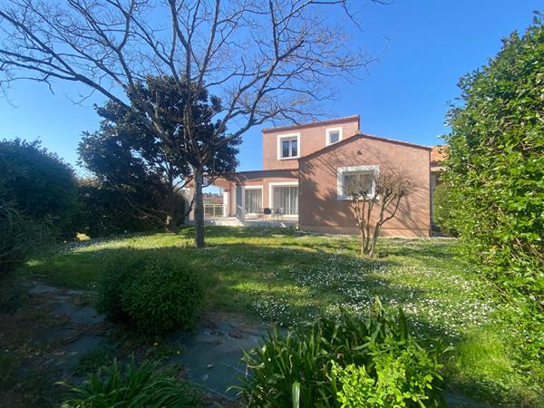 Maison Longeville Sur Mer 5 pièce(s) 248 m2