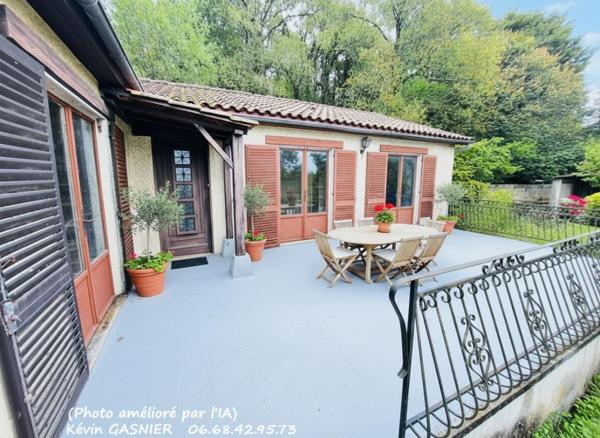 SIREUIL (16440) : Maison de plain pied de 109m2 + garage