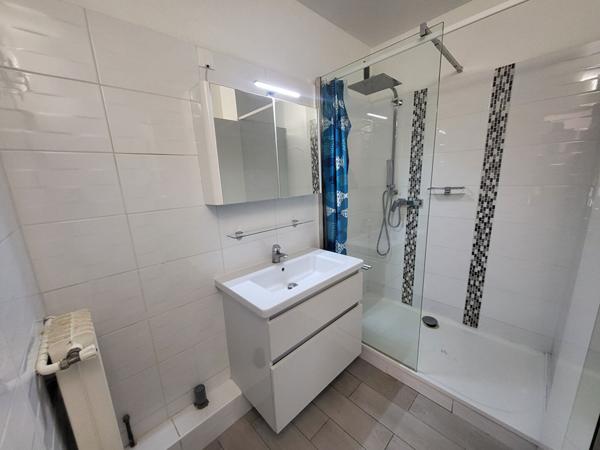 À vendre : Appartement 4 pièces dernier étage