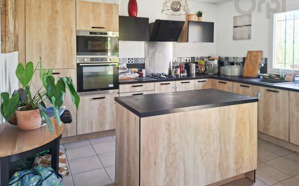 Maison à vendre    4 pièces • 90 m2 Pierrevert